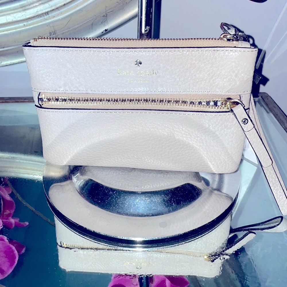 KATE SPADE ♠️ wallet